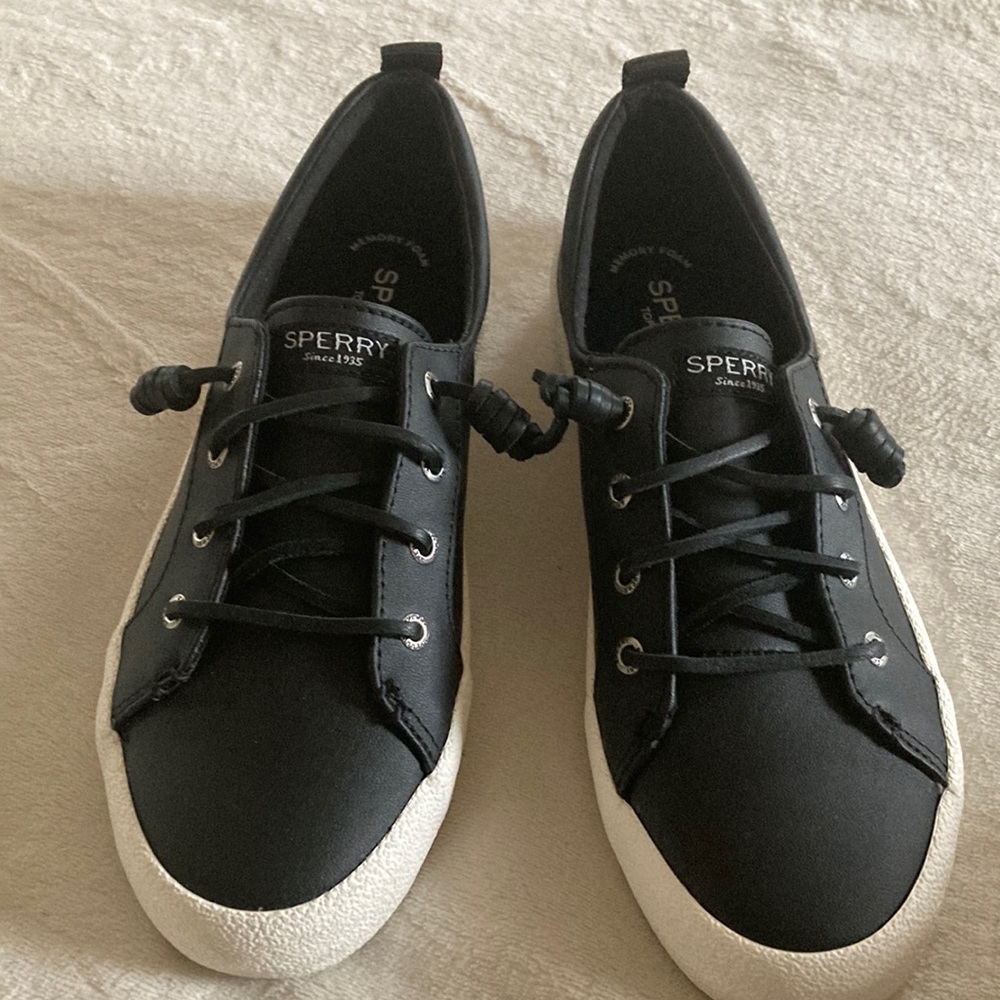 Sperry leather black sneakers women size 8 Brand New never wore